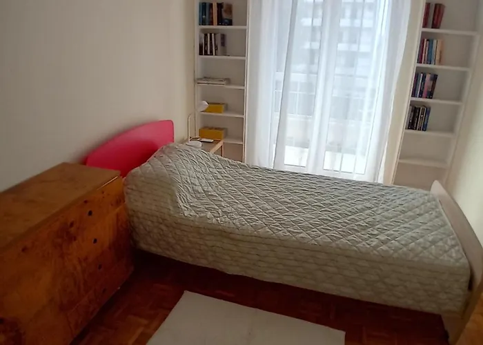 Sunny Apartment Northern Athens