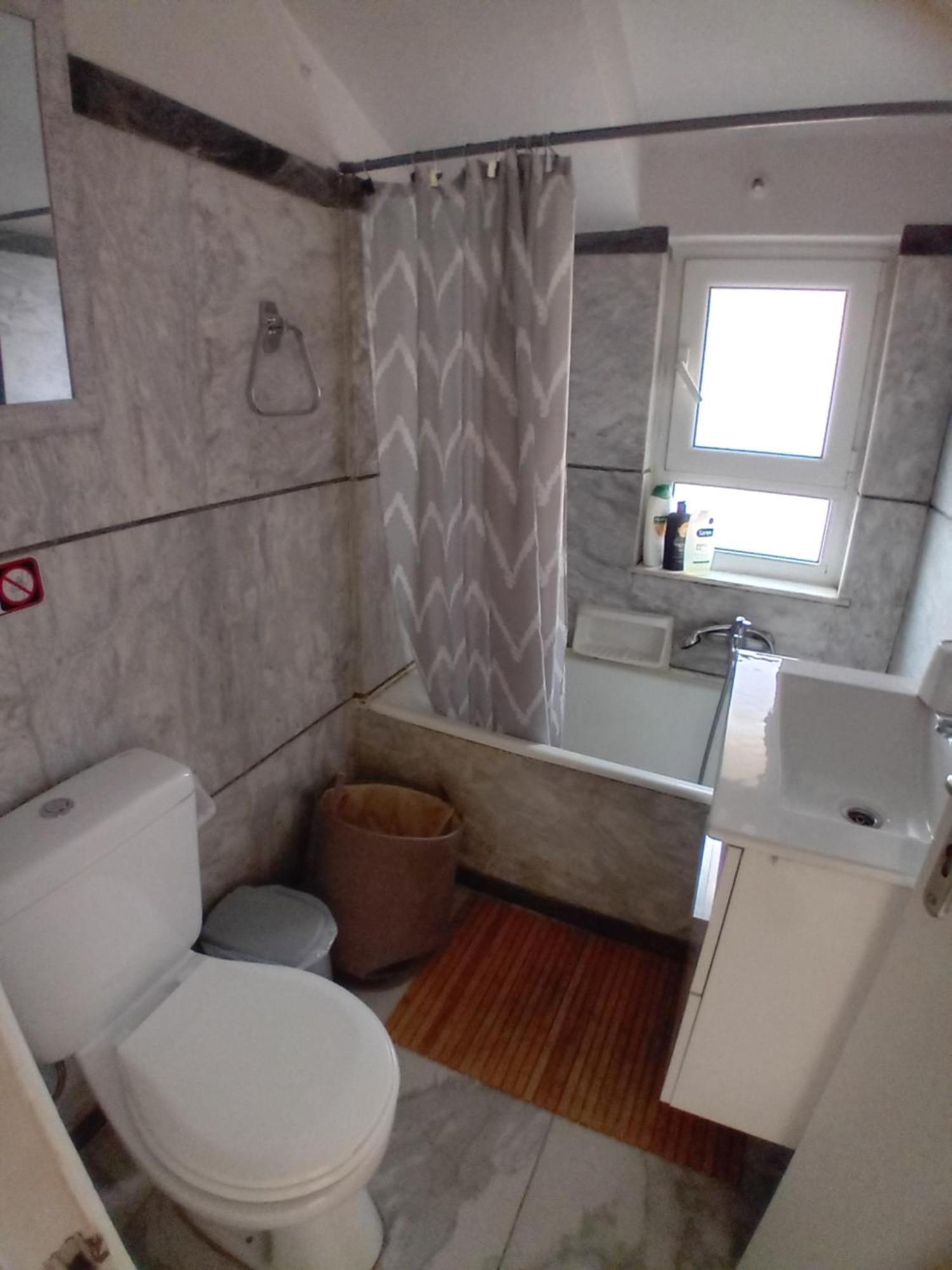 Sunny Northern Apartment